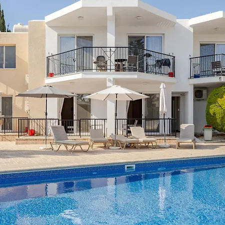 Danaos Seaside 001 With Pool In Tourist Area * Paphos