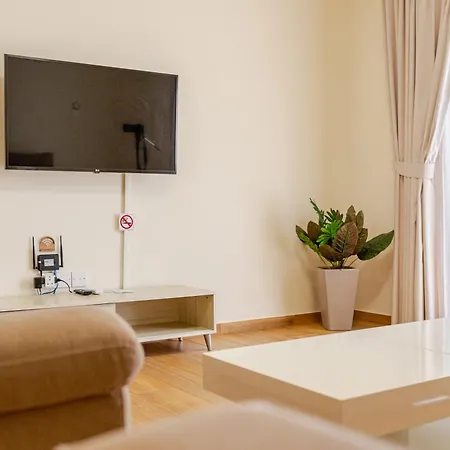 Danaos Seaside 001 With Pool In Tourist Area * Пафос